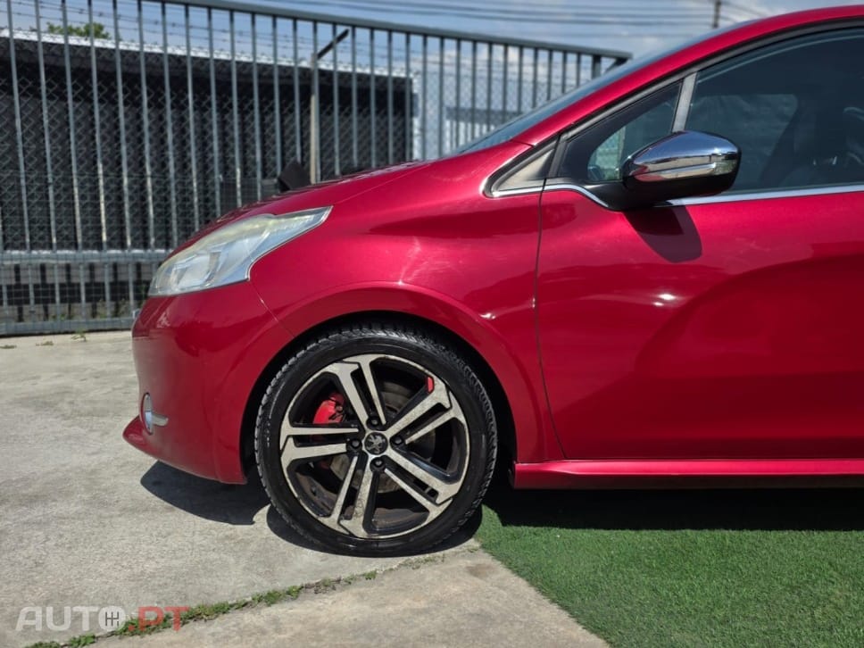 Peugeot 208 1.6 THP GTi