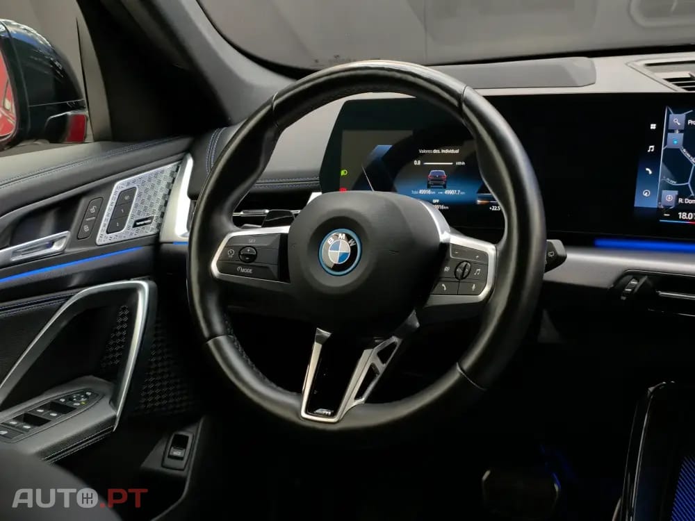 BMW iX1 xDrive30 Pack Desportivo M