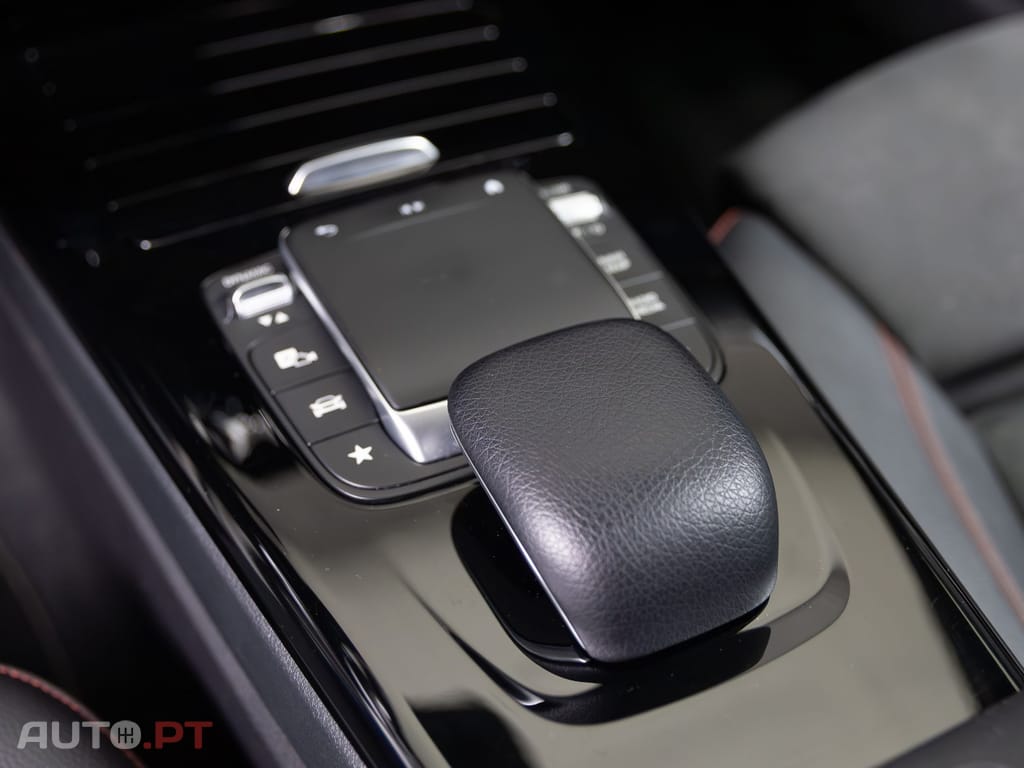 Mercedes-Benz CLA 180 d Shooting Brake AMG Line Aut.