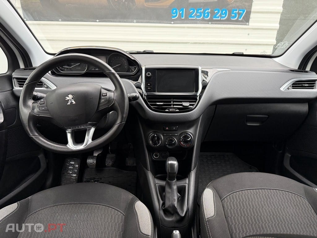 Peugeot 208 1.2 PureTech Style