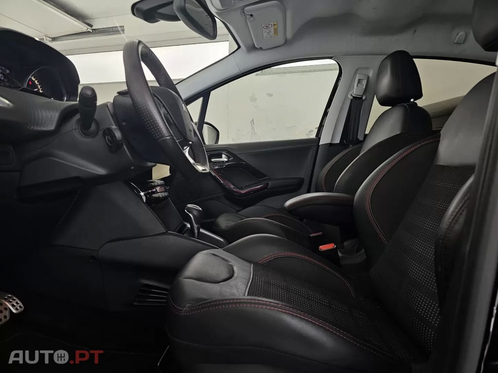 Peugeot 208 1.2 PureTech GT Line EAT6