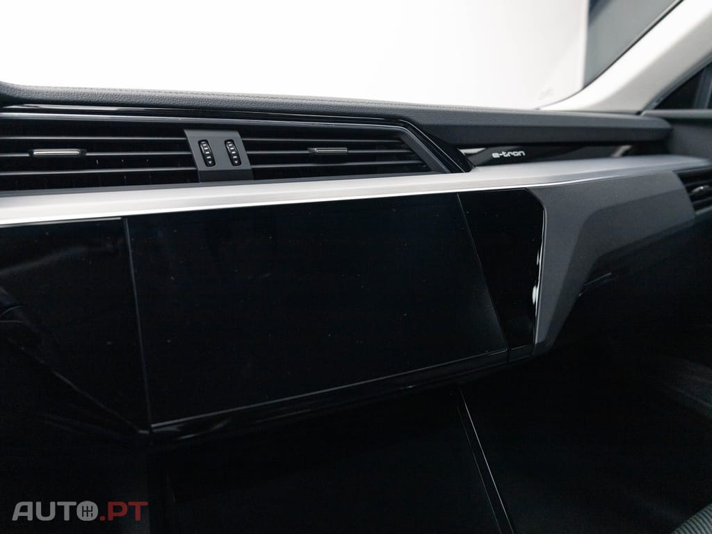 Audi E-Tron 50 quattro