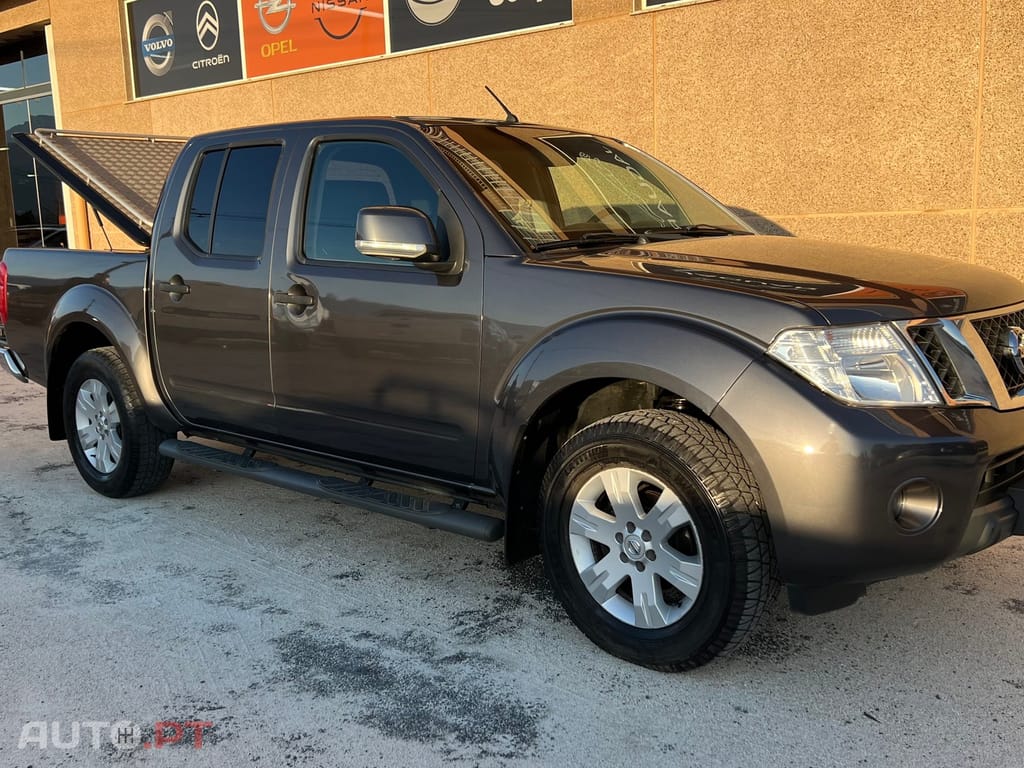 Nissan Navara 2.5 dCi CD Pilot Hi-Tech