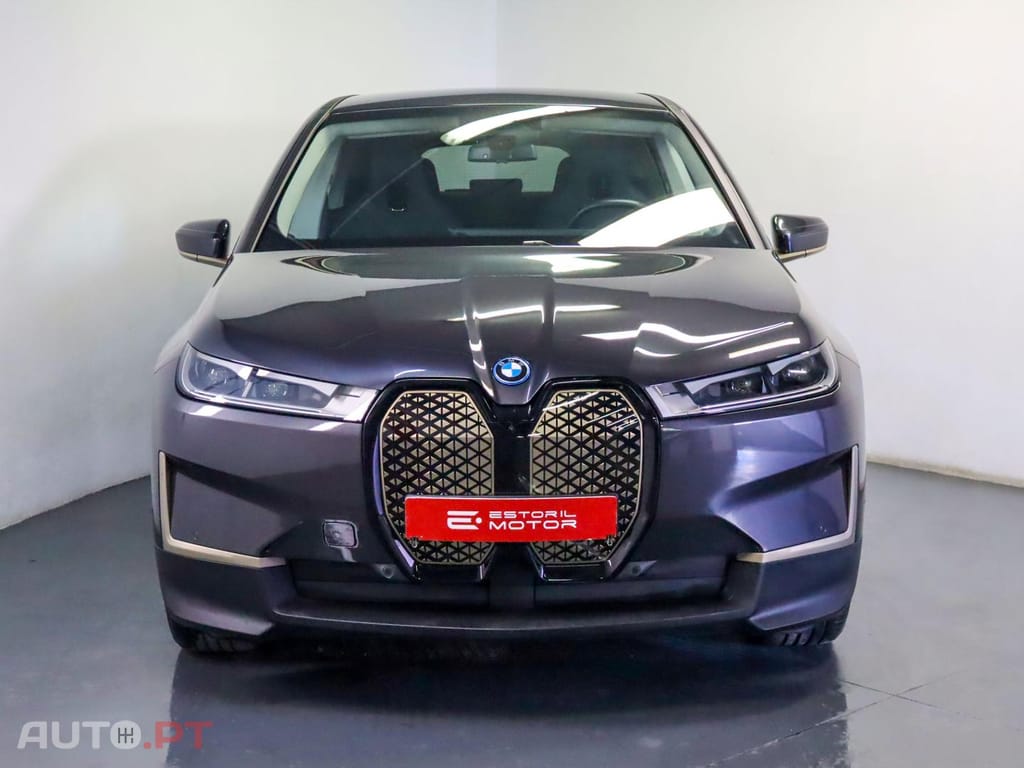 BMW iX xDrive40