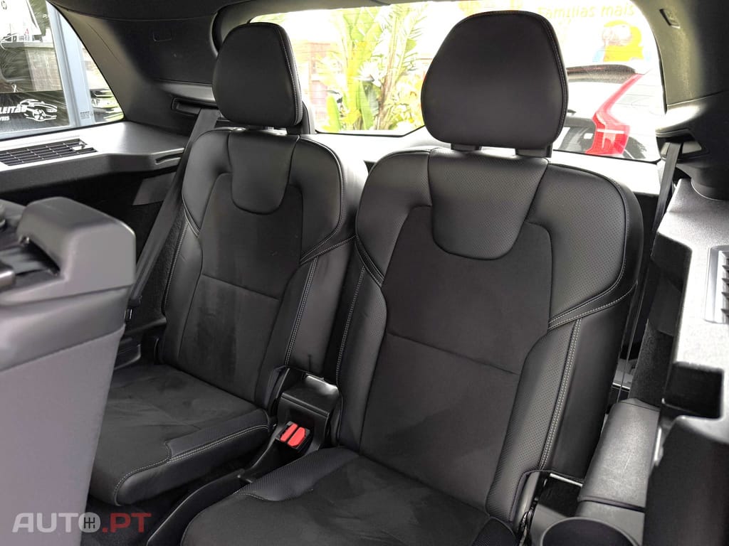 Volvo XC90 2.0 T8 PHEV R-Design AWD