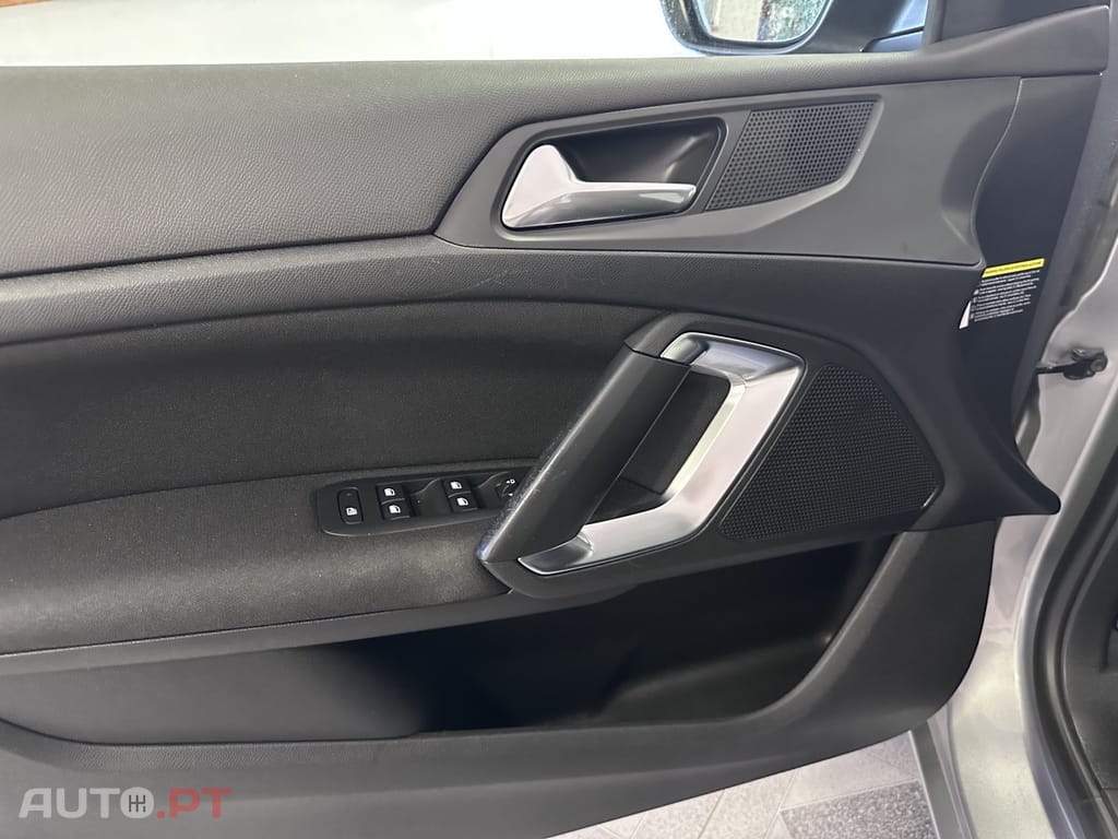 Peugeot 308 SW 1.6 BlueHDi Allure J17