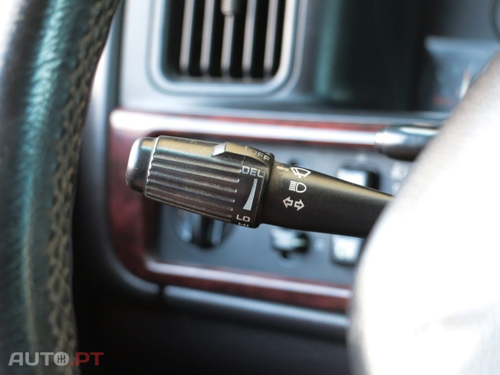 Jeep Grand Cherokee 2.5 TD Official