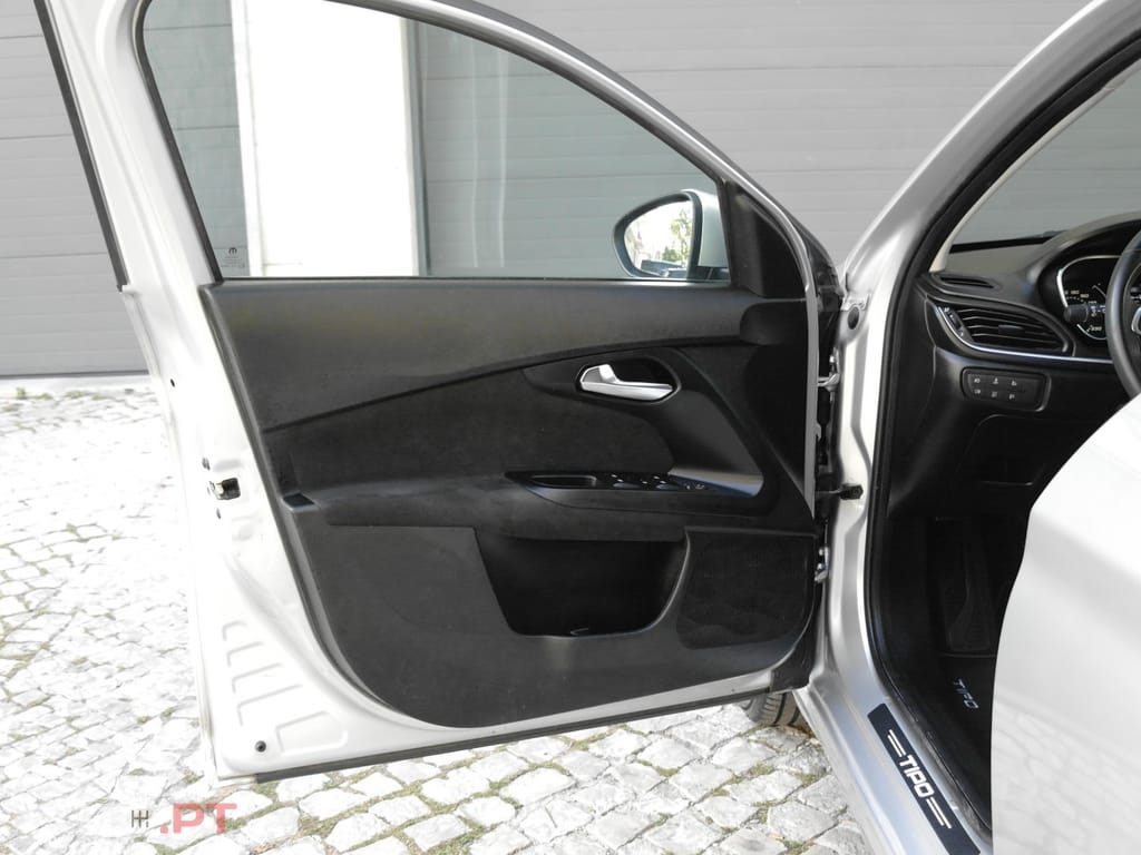 Fiat Tipo 1.3 M-Jet Easy