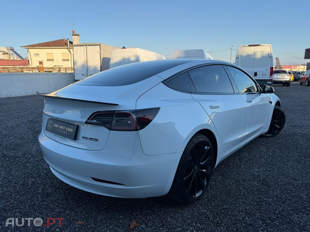 Tesla Model 3 Performance Dual Motor AWD