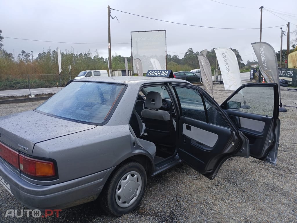 Mazda 323 1.3