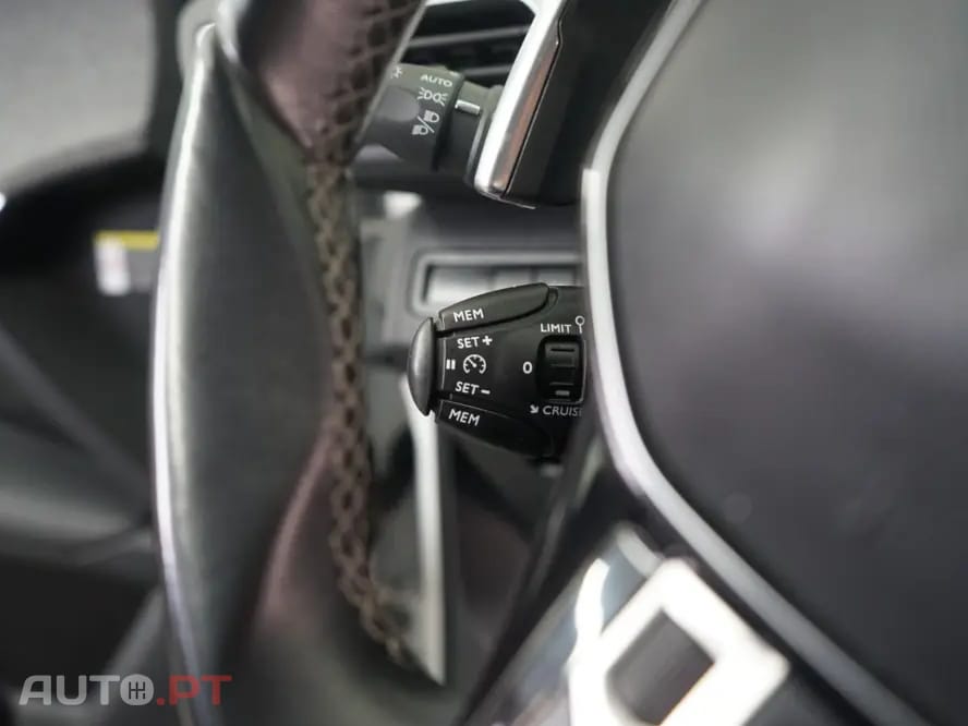 Peugeot 3008 1.2 PureTech Allure Pack EAT8