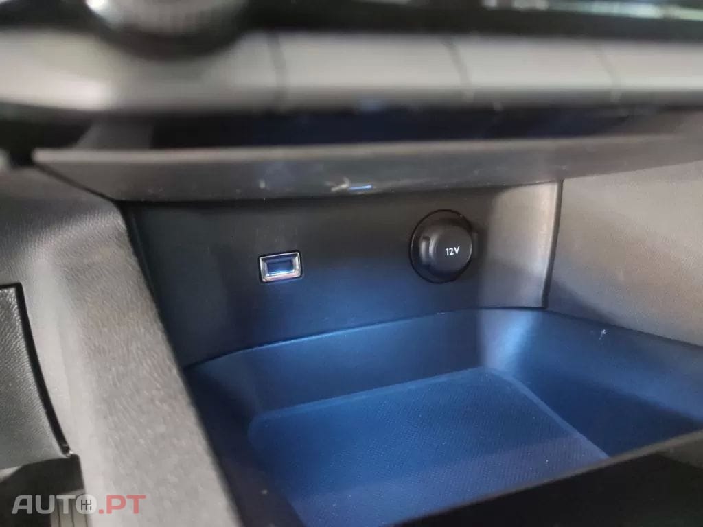 Peugeot 5008 1.6 BlueHDi Style EAT6