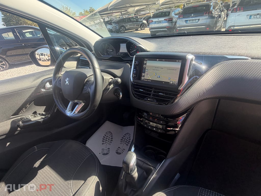 Peugeot 208 1.2 PureTech Allure