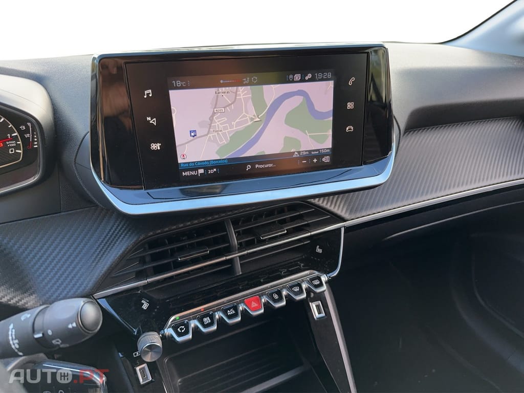 Peugeot 208 PureTech 100 EAT8 Active