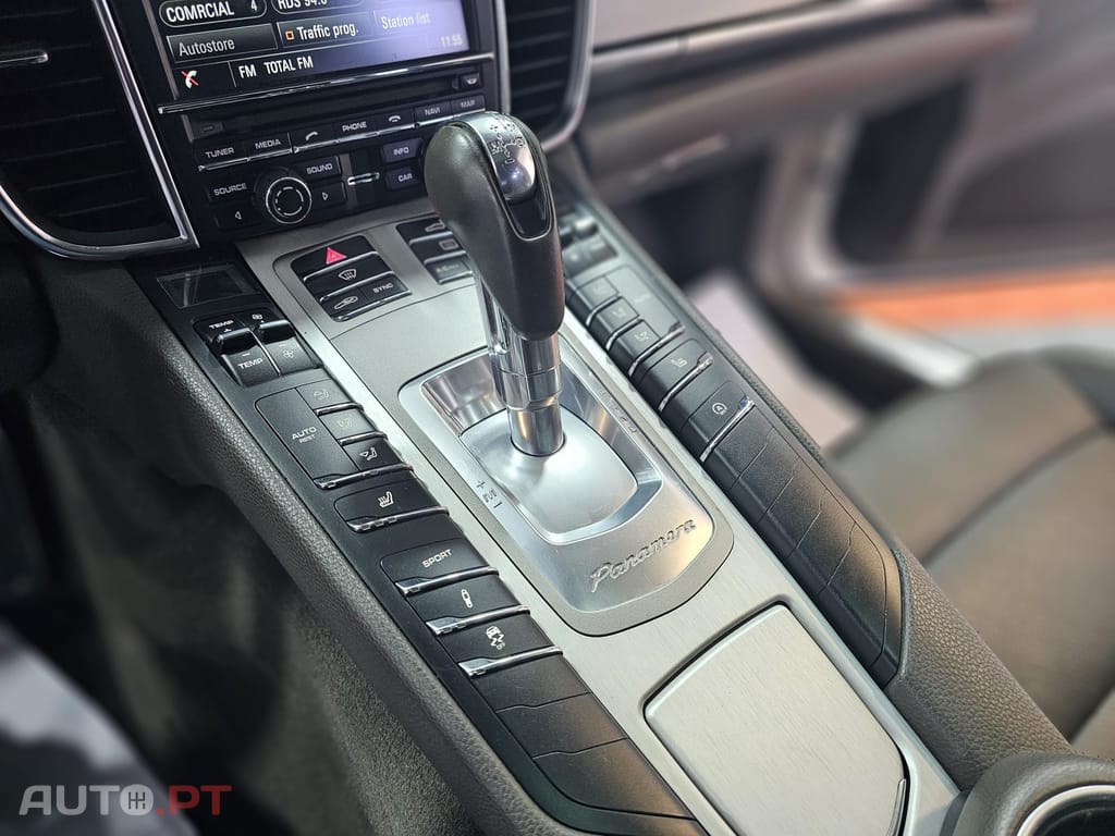 Porsche Panamera Platinum Edition