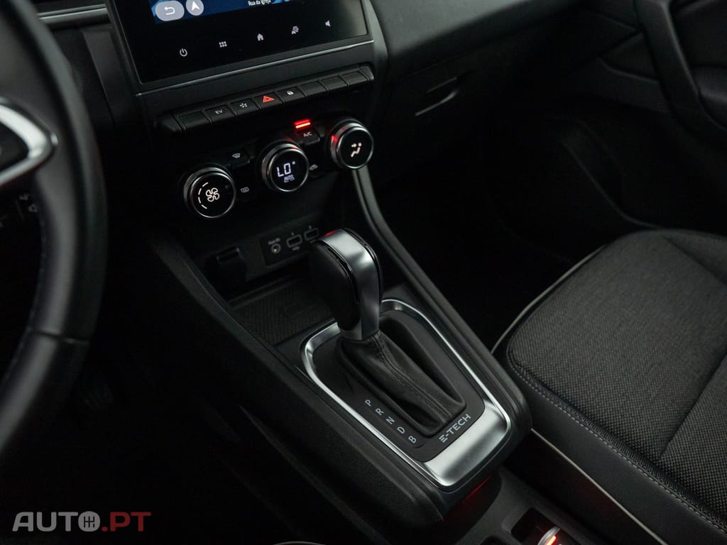 Renault Captur 1.6 E-Tech Plug-In Intens
