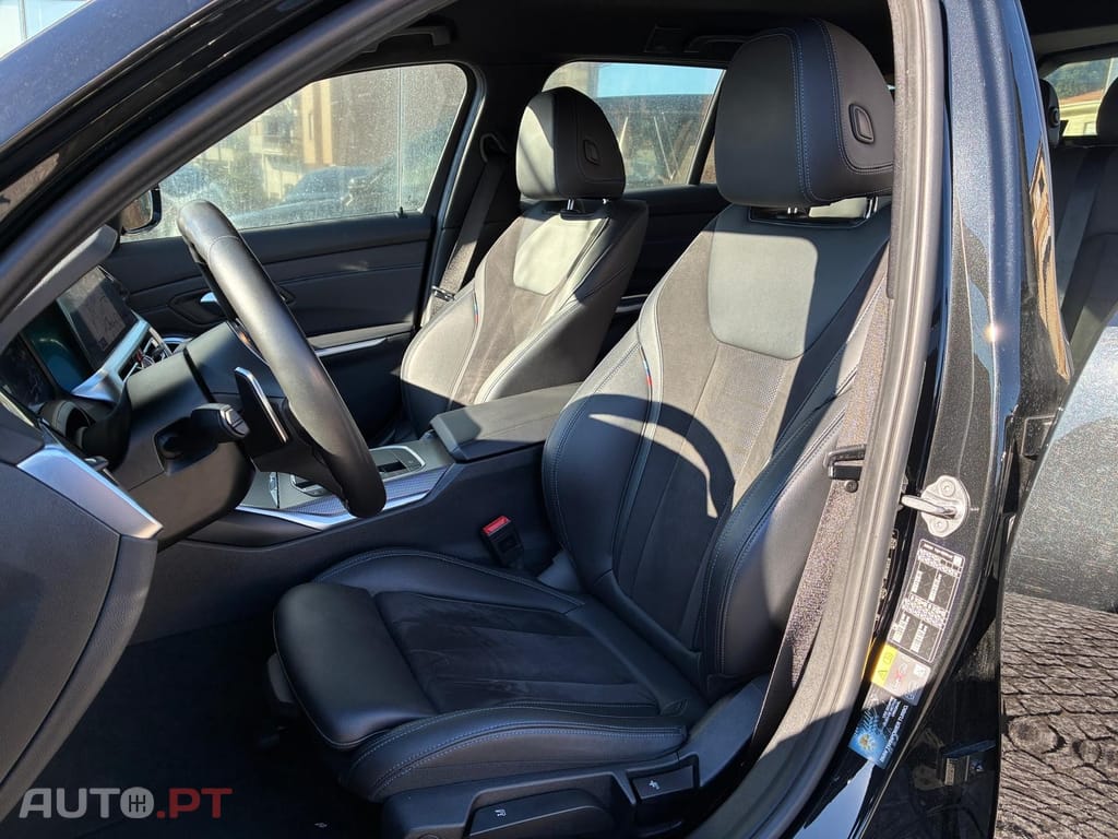BMW 330 e Touring Pack M Auto — fotografia 15