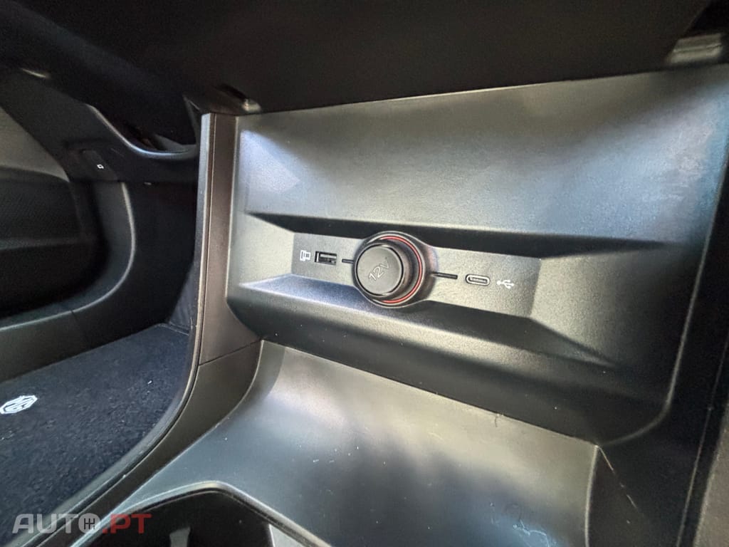 MG MG4 64 kWh Luxury