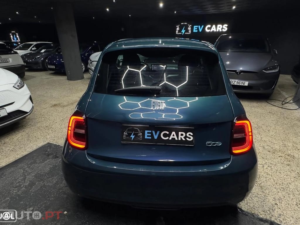 Fiat 500e 42 kWh Icon