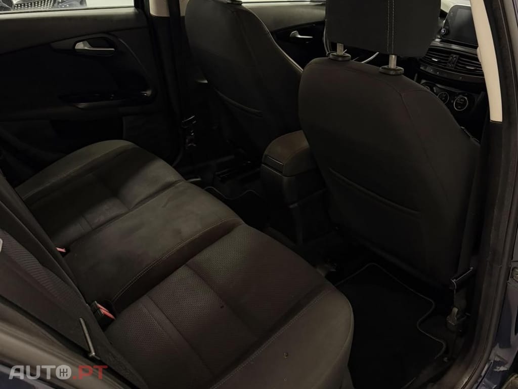 Fiat Tipo 1.3 M-Jet Lounge Tech J17