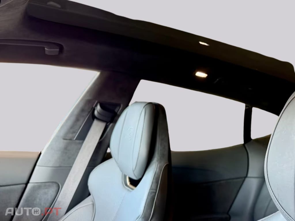 Lotus Eletre R Dynamic I.V.A DEDUTIVEL 