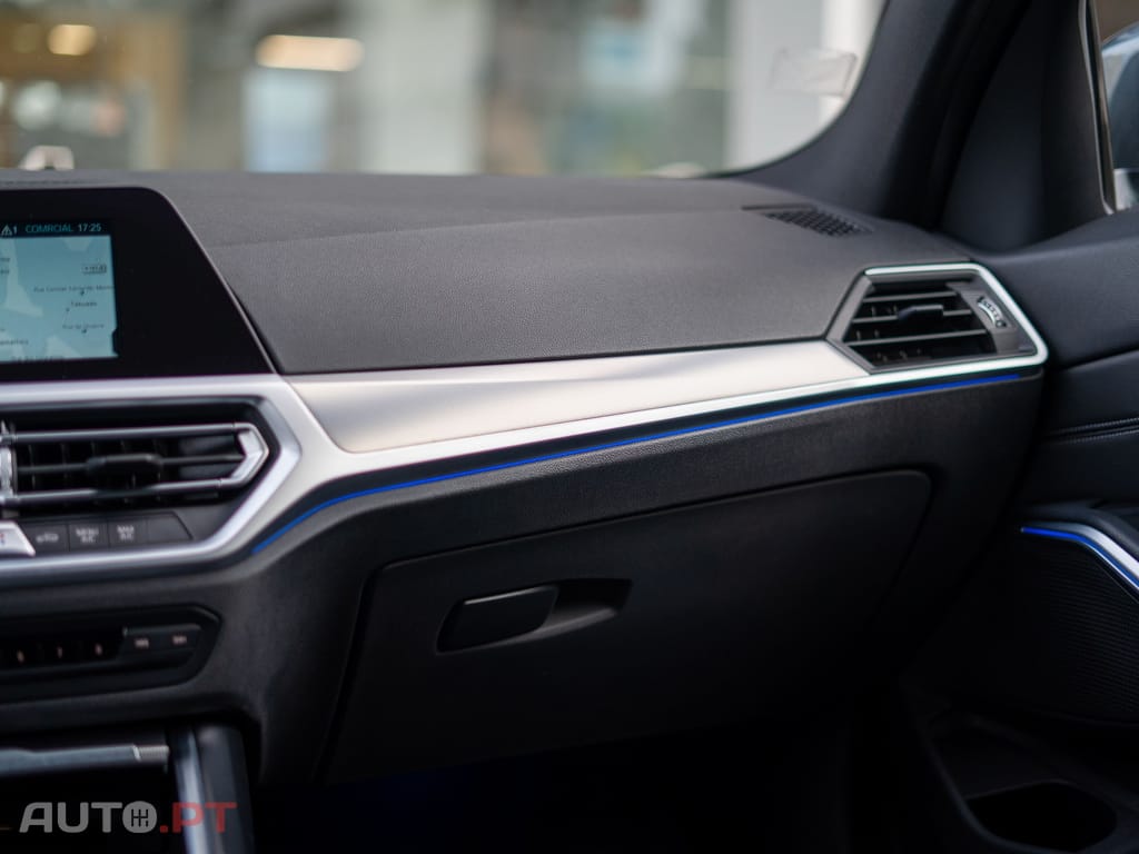 BMW 320 d Line Sport Shadow Auto