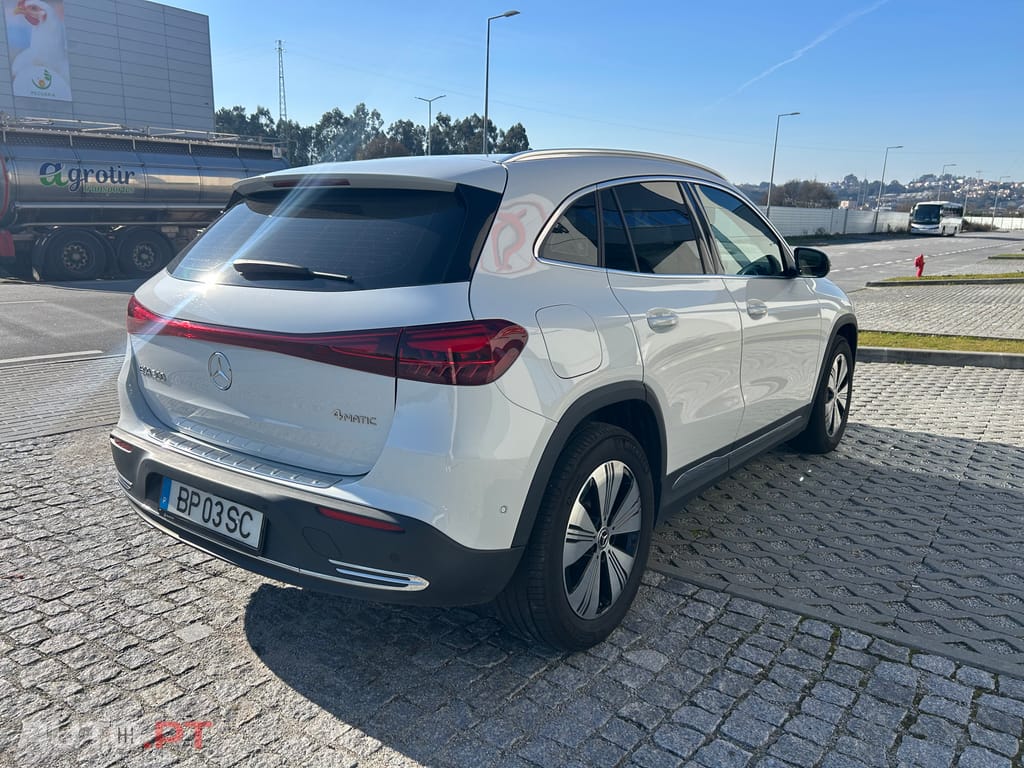 Mercedes-Benz EQA 300 4 matic