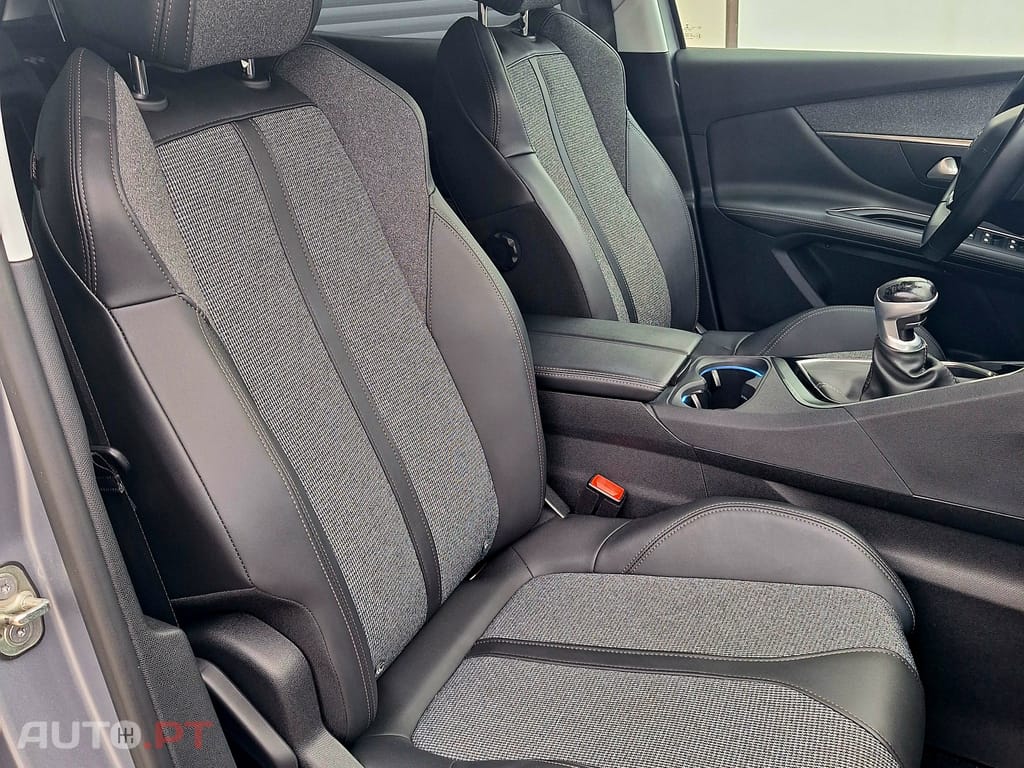 Peugeot 3008 1.5 BlueHDi Allure