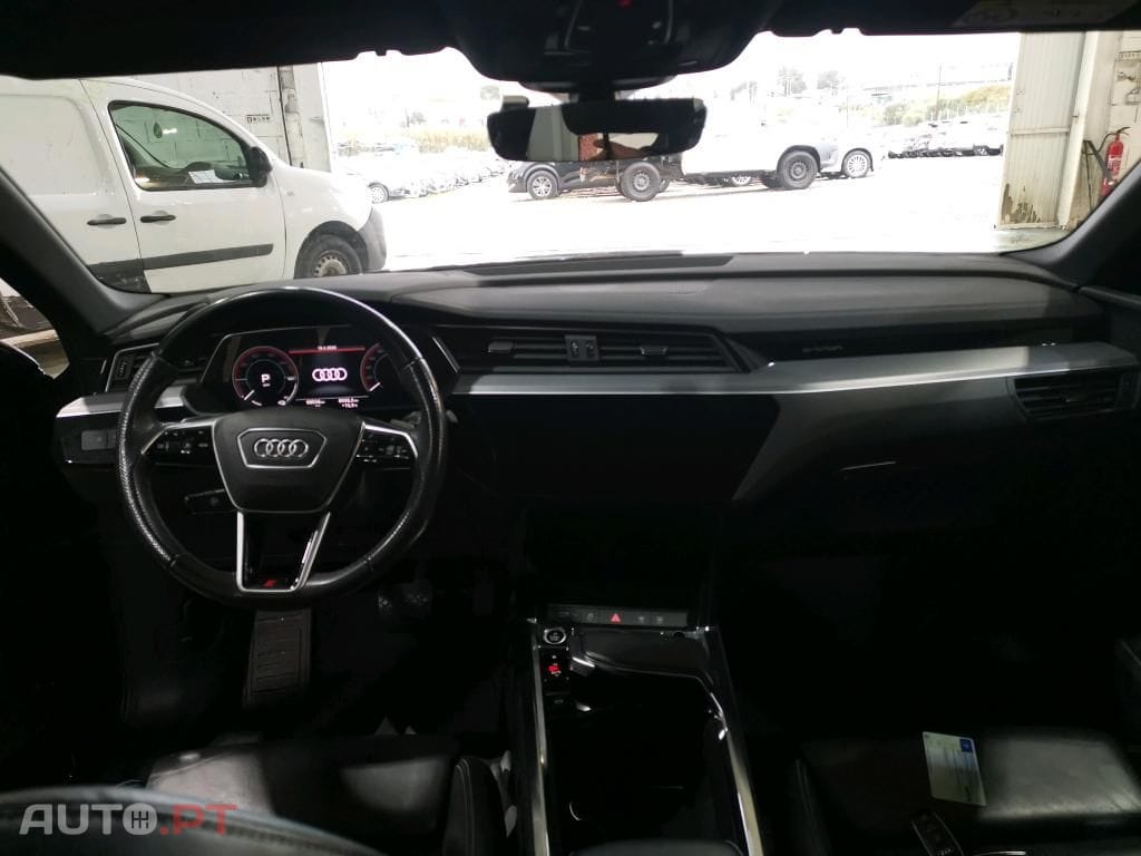 Audi E-Tron 55 quattro S line