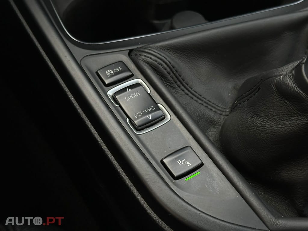 BMW 318 d Pack M
