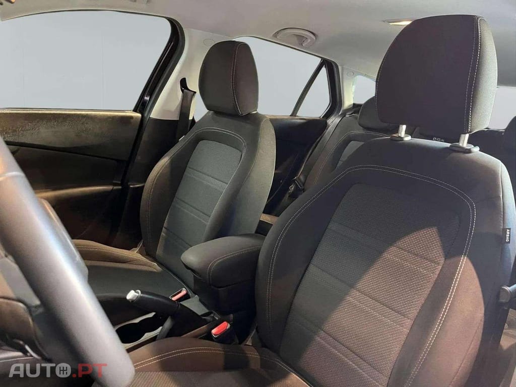 Fiat Tipo 1.3 MTJ LOUNGE