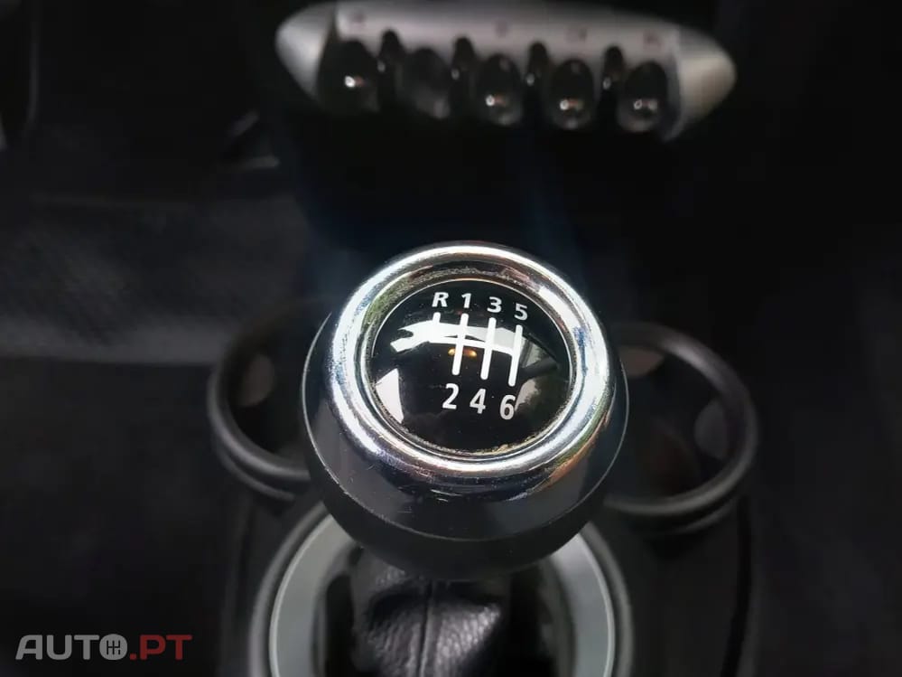 MINI Cooper Cooper D