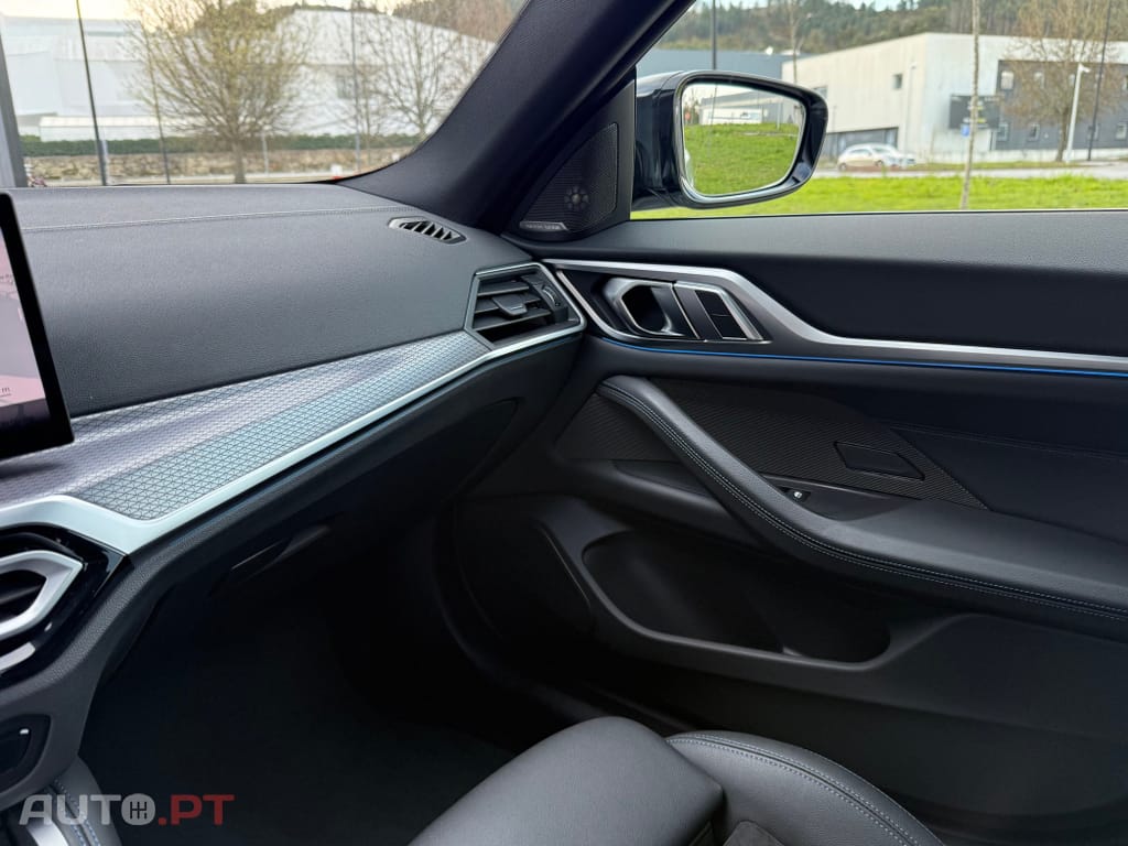 BMW i4 eDrive40 Pack Desportivo M