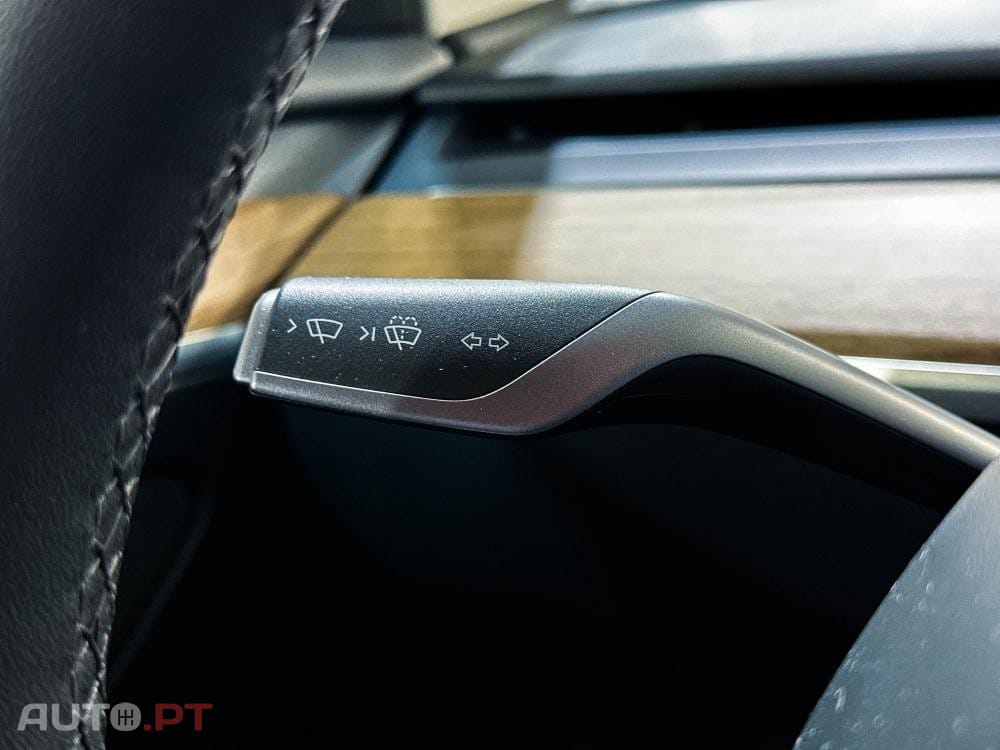 Tesla Model 3 Long Range AWD Dual Motor