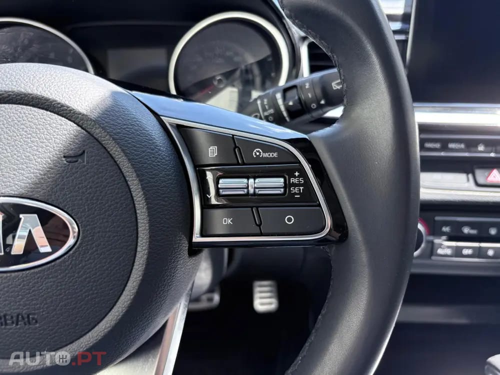 Kia Ceed SW 1.4 T-GDI Drive+SRF 7DCT