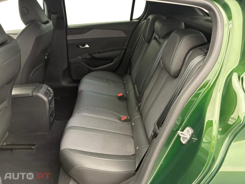 Peugeot 308 1.6 Hybrid Allure Pack e-EAT8