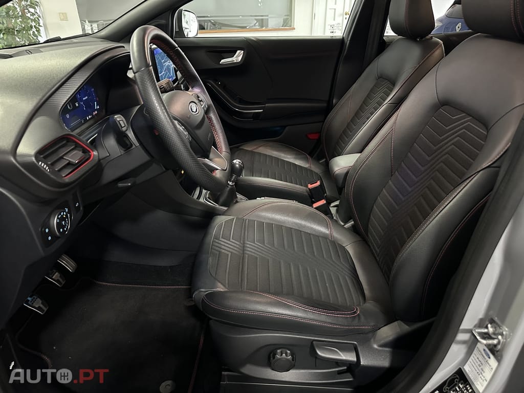 Ford Puma 1.0 EcoBoost MHEV ST-Line