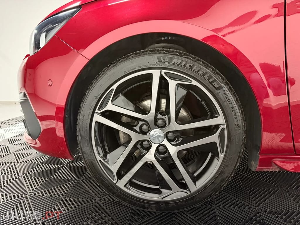 Peugeot 308 BlueHDi FAP 130 EAT8 Stop & Start GT