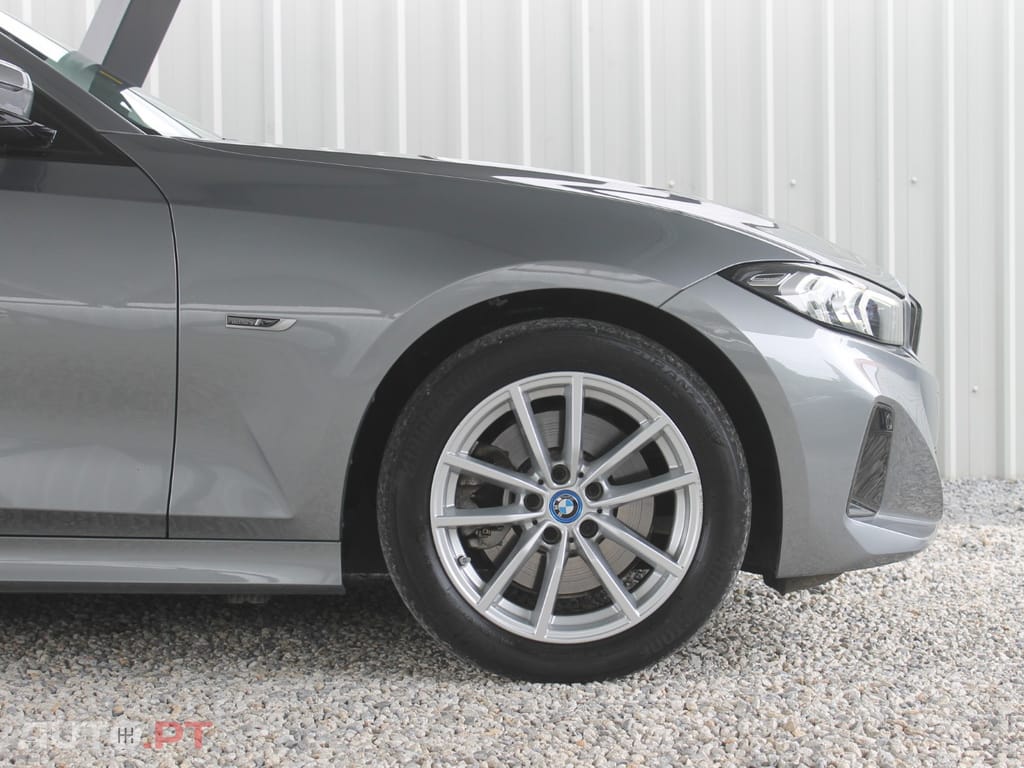 BMW 330 e Corporate Edition Auto