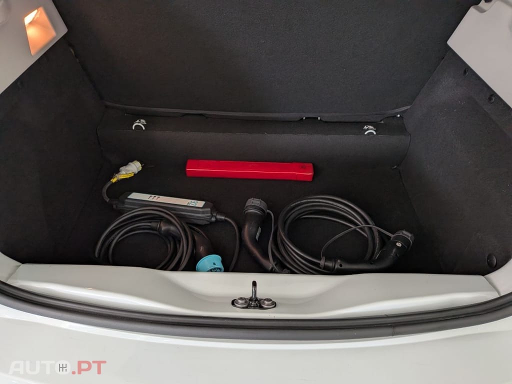 Renault Zoe (c/ Bateria) Life 40 — fotografia 15