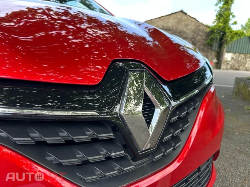 Renault Clio 1.0 TCe Exclusive CVT