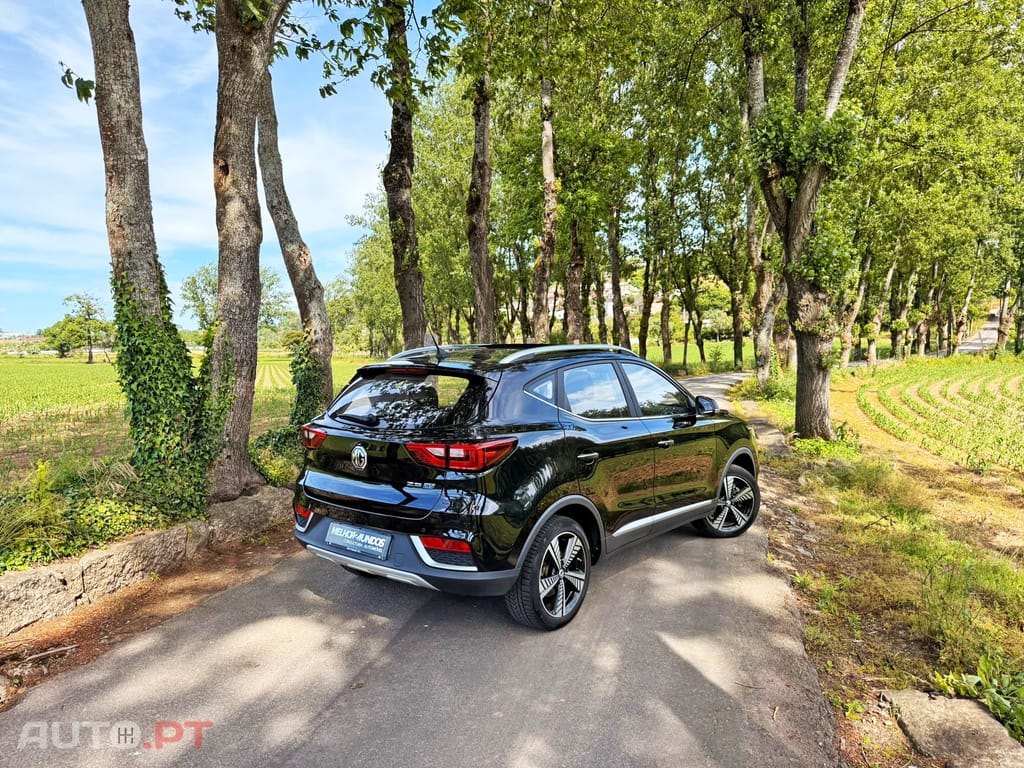 MG ZS EV 44.5 kWh Luxury