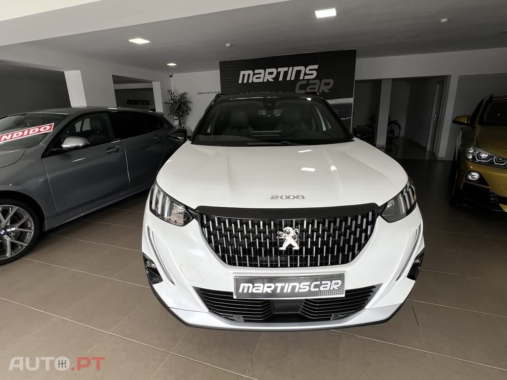 Peugeot 2008 1.2 PureTech GT Line EAT8