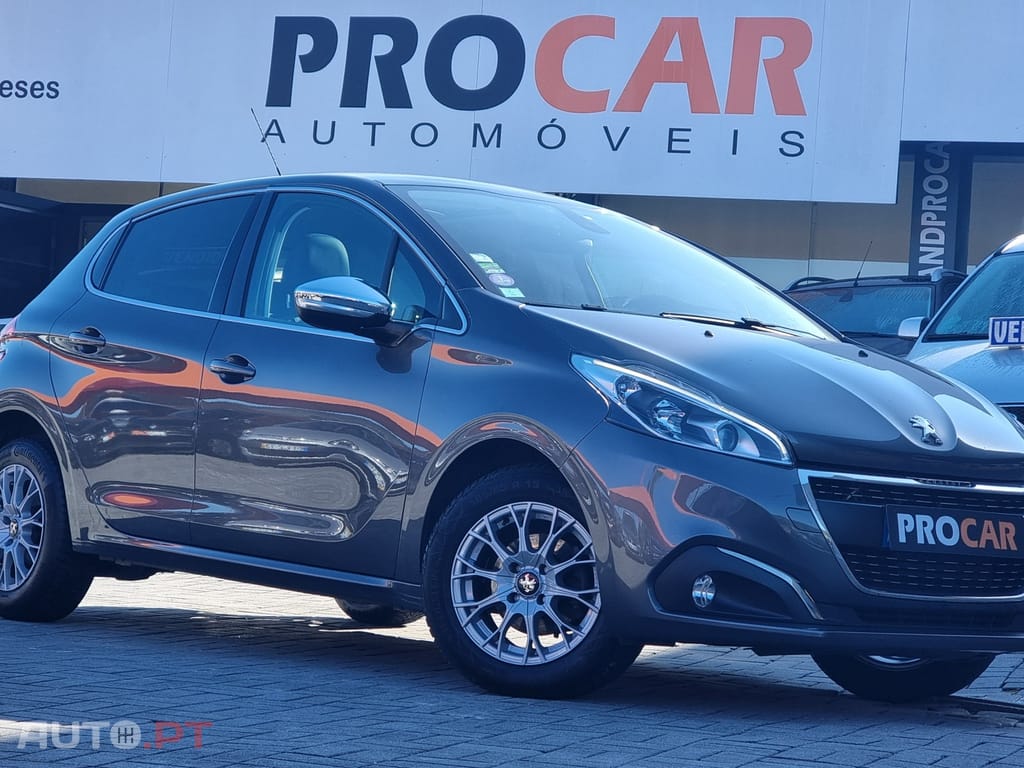 Peugeot 208 1.2 PureTech GT Line