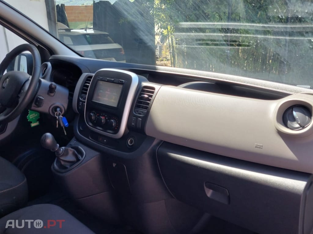 Renault Trafic 1.6 dCi L2H1 1.2T