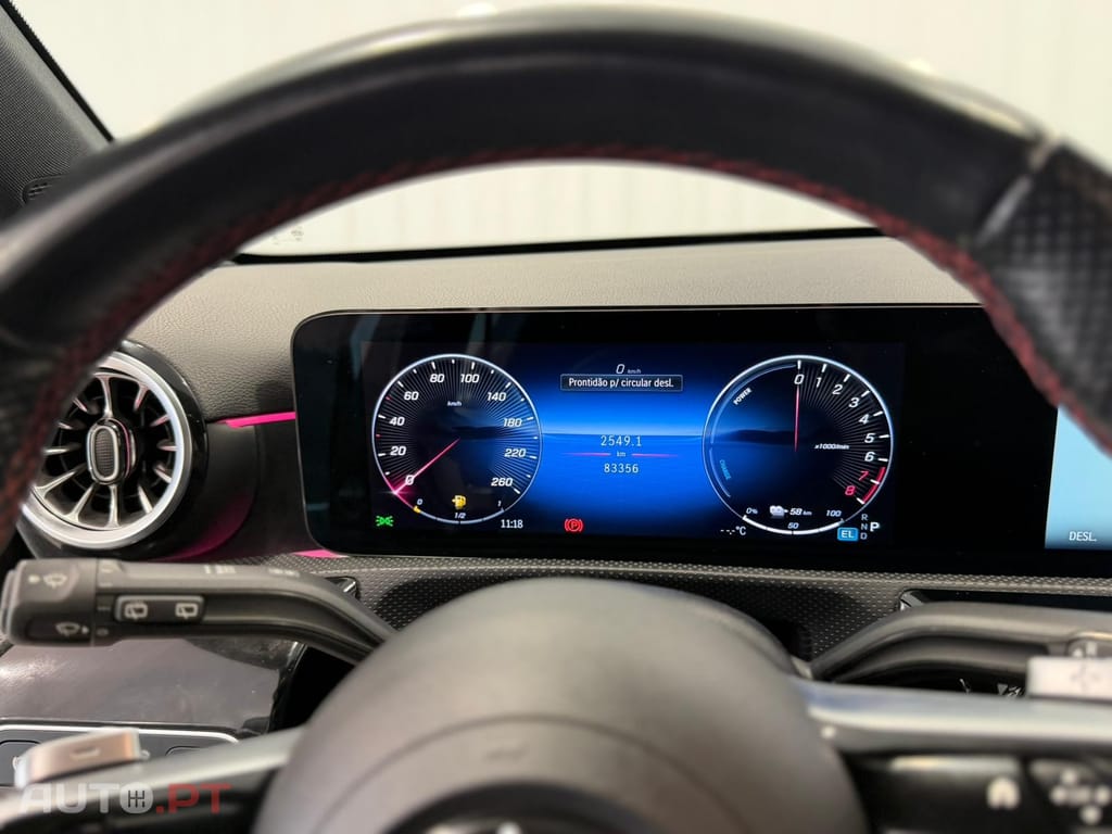 Mercedes-Benz A 250 e AMG Line