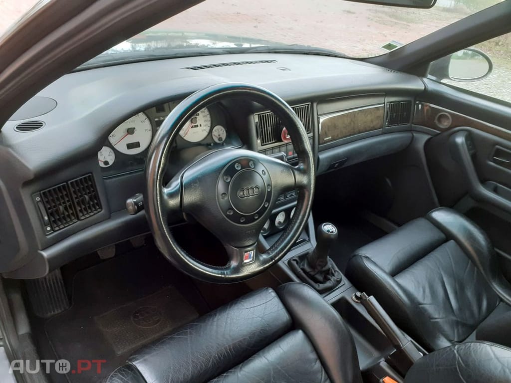 Audi 80 Avant RS2