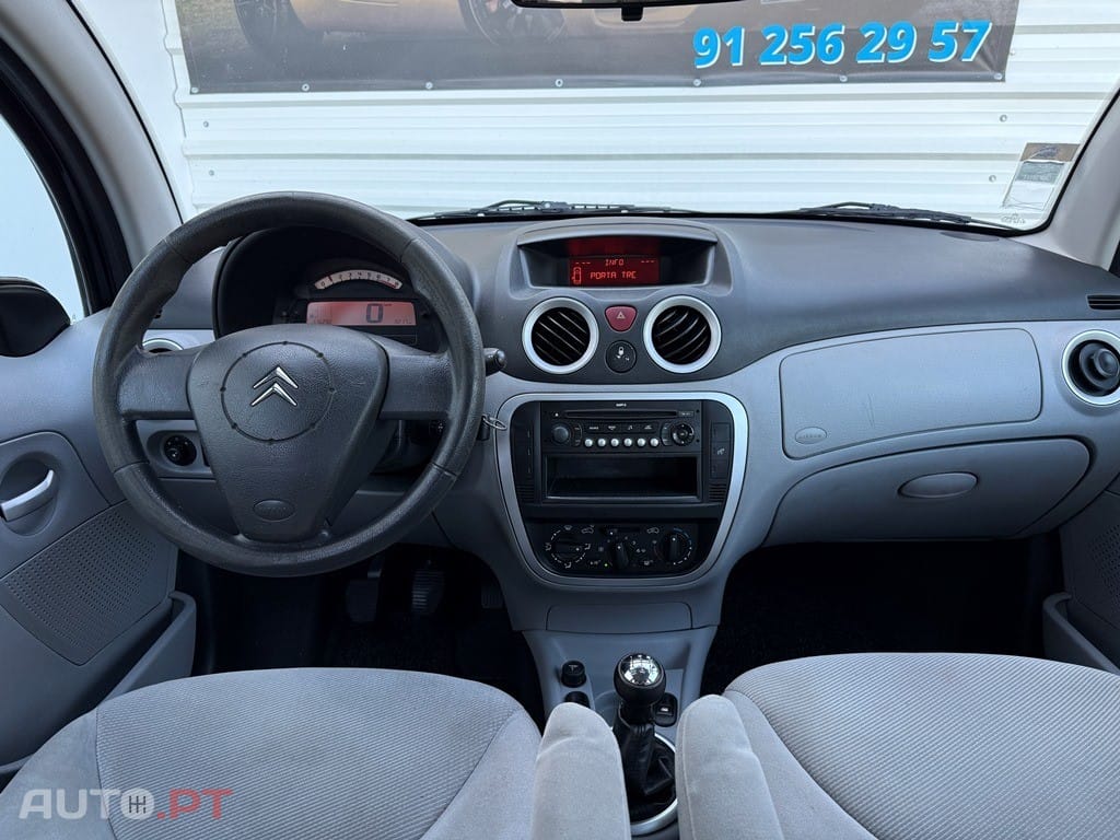 Citroën C3 1.1 Airdream Seduction — fotografia 9