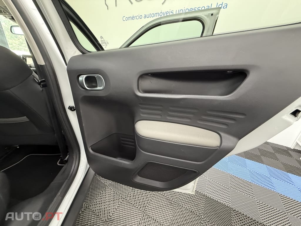 Citroen C4 Cactus 1.2 PureTech Shine Pack