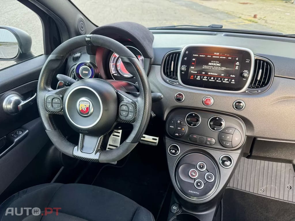 Abarth 595 1.4 T-Jet Competizione MTA